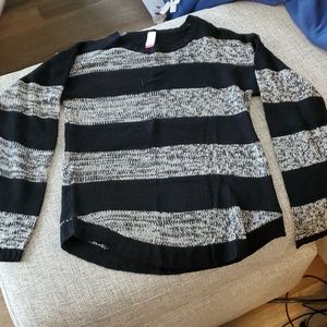 Long-sleeve shirt